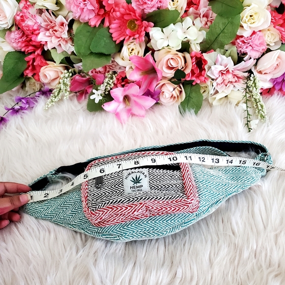 Nwot handmade hemp cotton boho fannypack - Picture 9 of 10